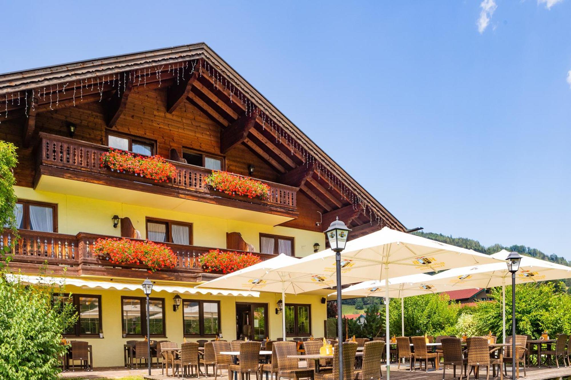 Deva Hotel-Restaurant Fischerwirt Inklusive Chiemgau Card Ruhpolding Exteriör bild